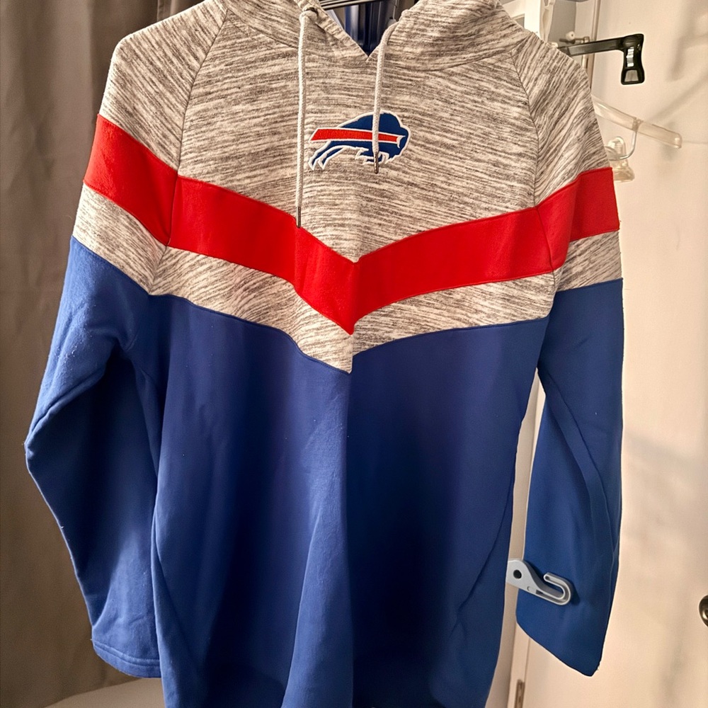 NFL Buffalo Bills Women’s Medium Gray Hoodie with Blue and Red stripes NWOT